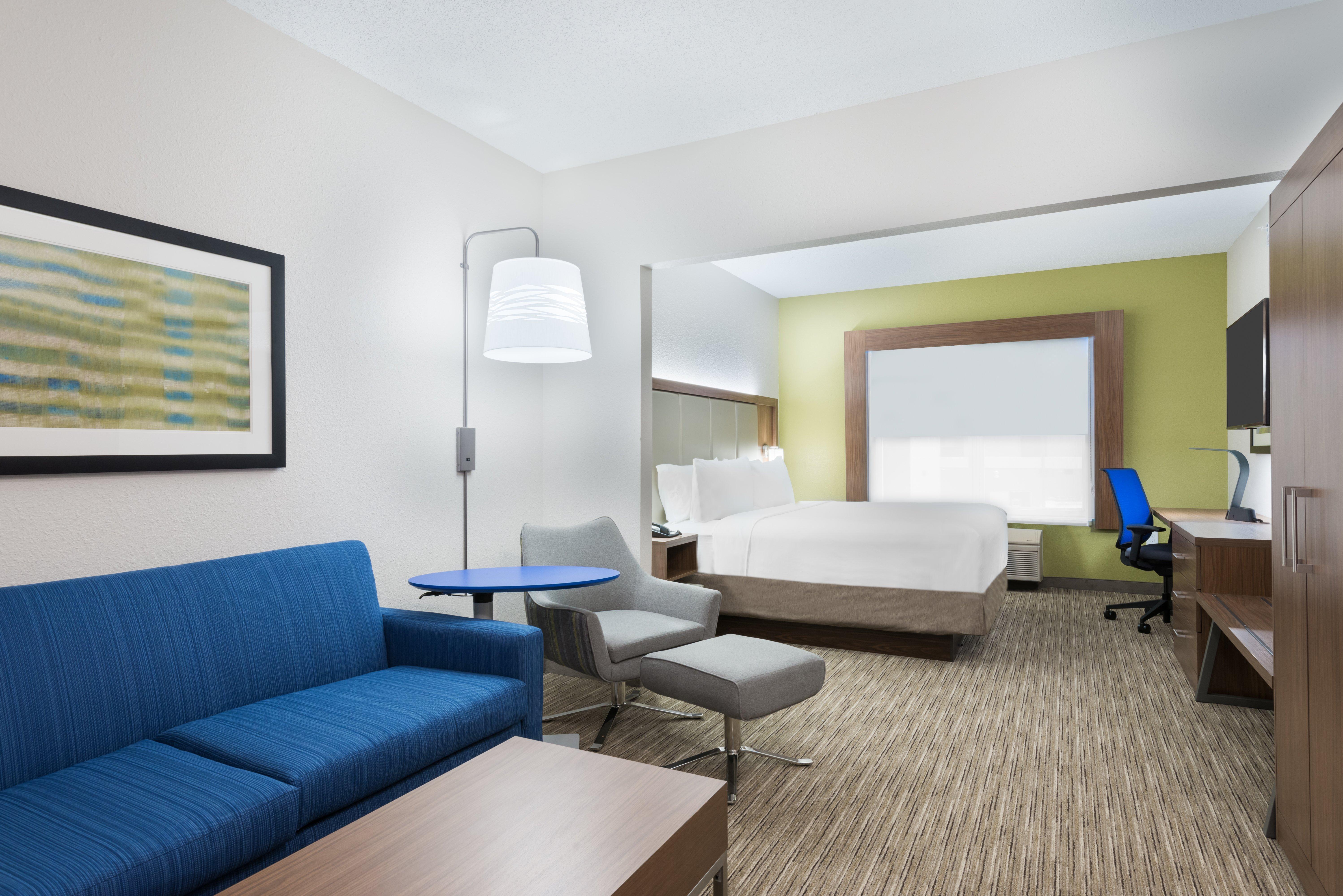 Holiday Inn Express & Suites - Columbus Airport East By Ihg Bagian luar foto