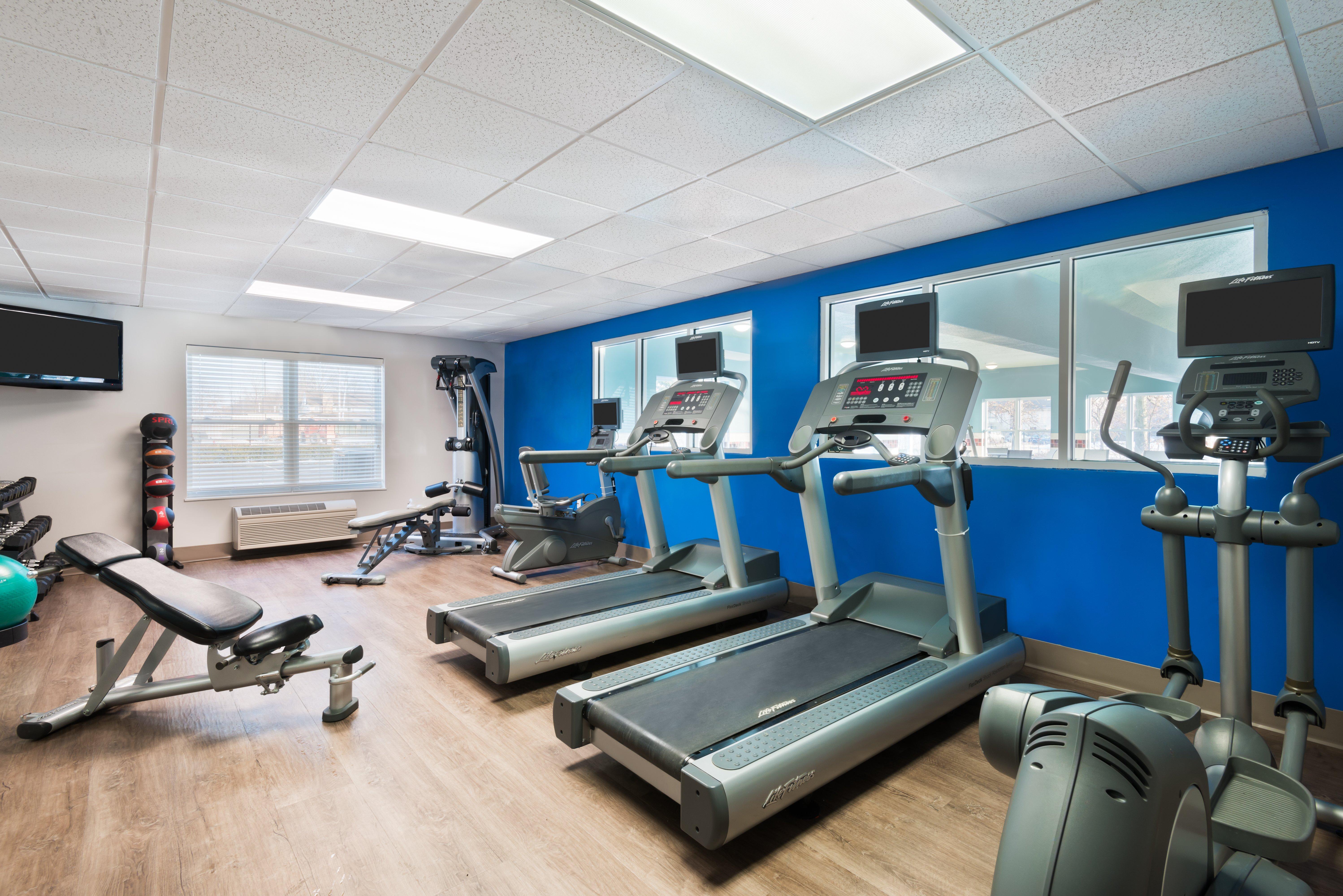 Holiday Inn Express & Suites - Columbus Airport East By Ihg Bagian luar foto