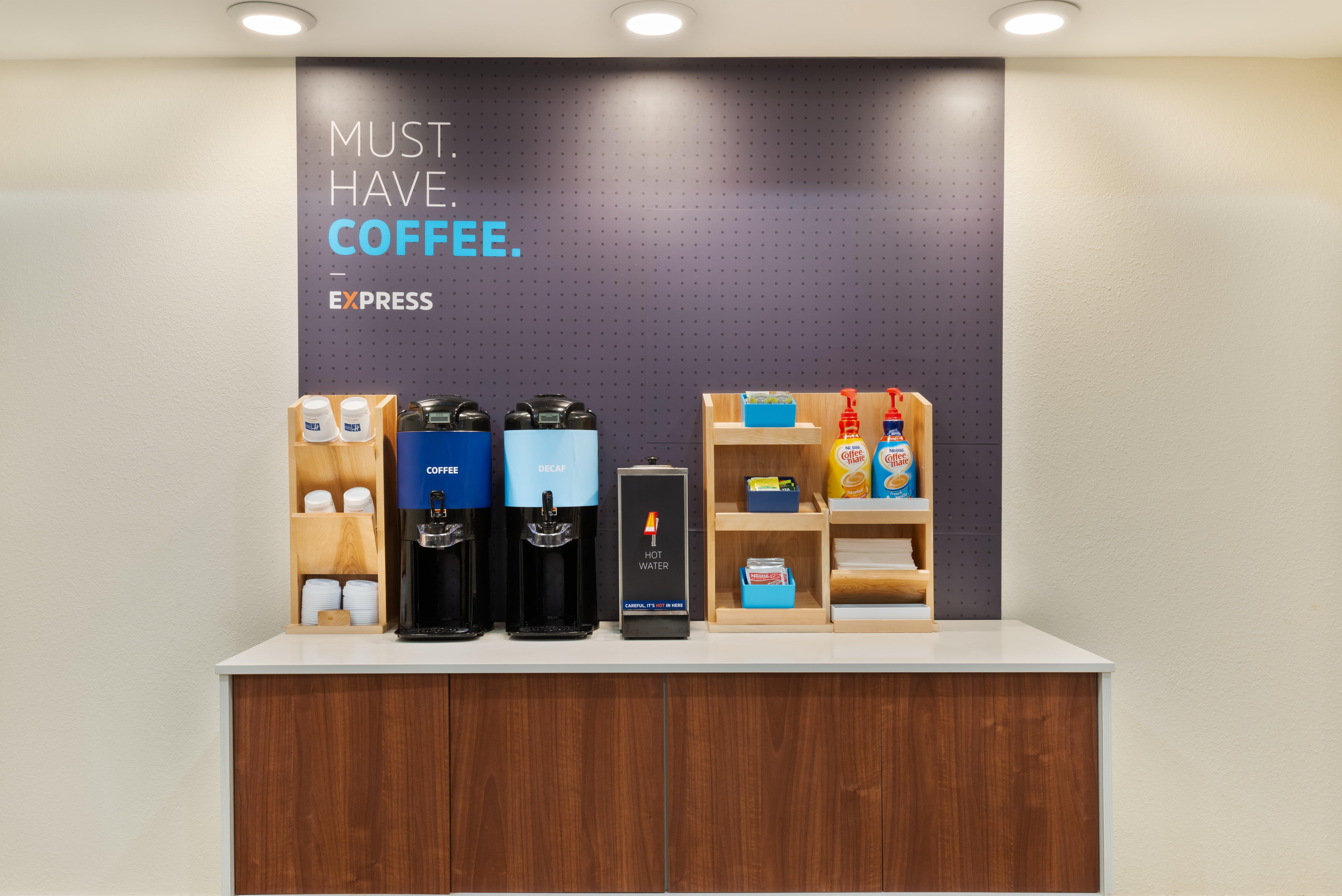 Holiday Inn Express & Suites - Columbus Airport East By Ihg Bagian luar foto